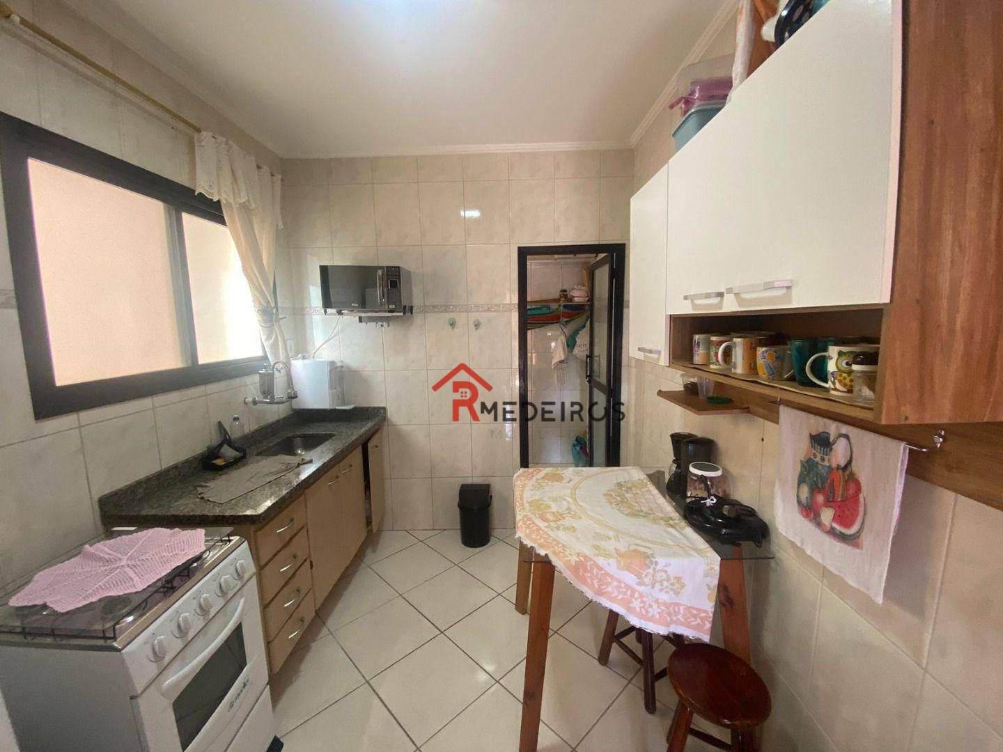 Apartamento à venda com 1 quarto, 62m² - Foto 10