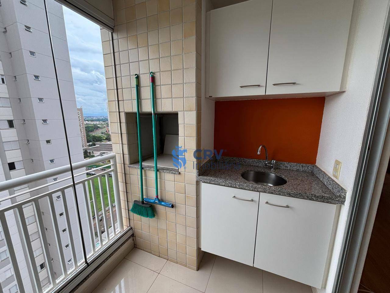 Apartamento à venda com 2 quartos, 70m² - Foto 4