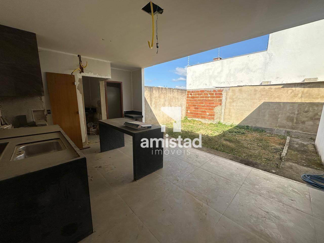 Casa à venda com 3 quartos, 226m² - Foto 13