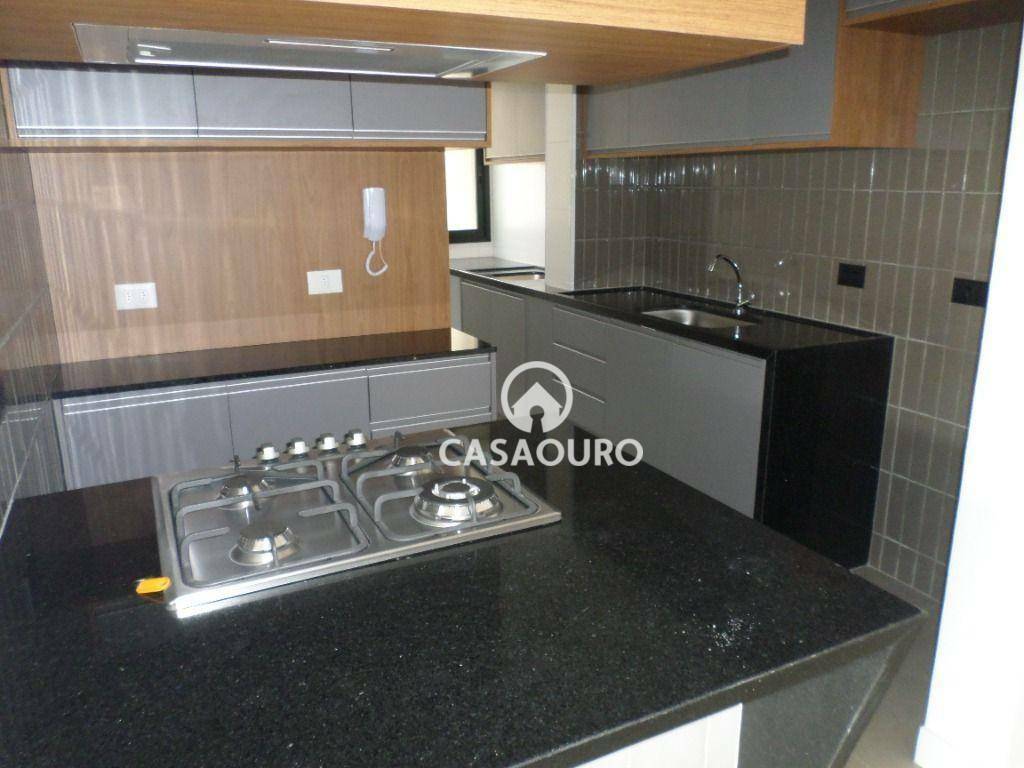 Apartamento à venda com 2 quartos, 62m² - Foto 2