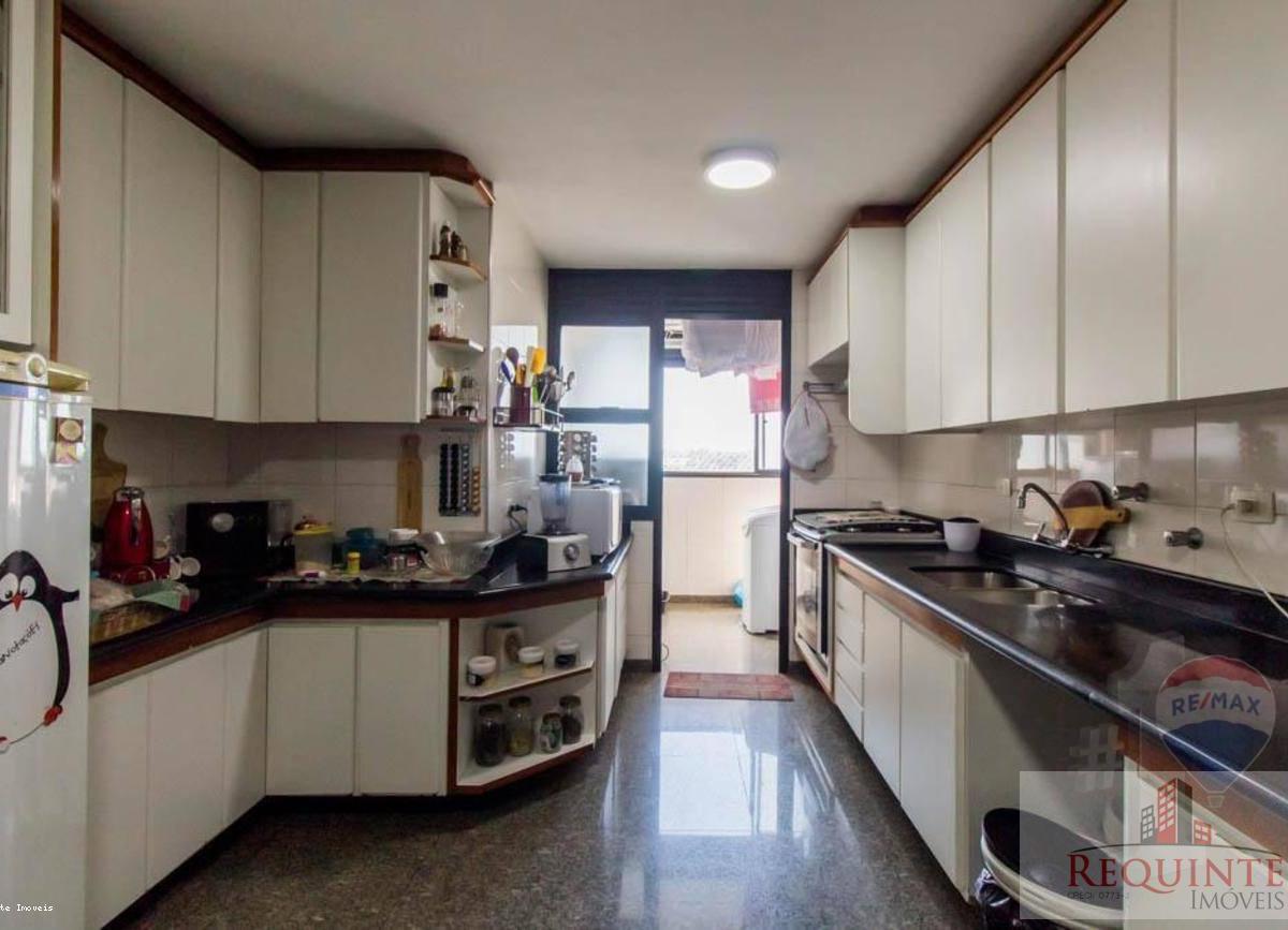 Apartamento à venda com 4 quartos, 167m² - Foto 21