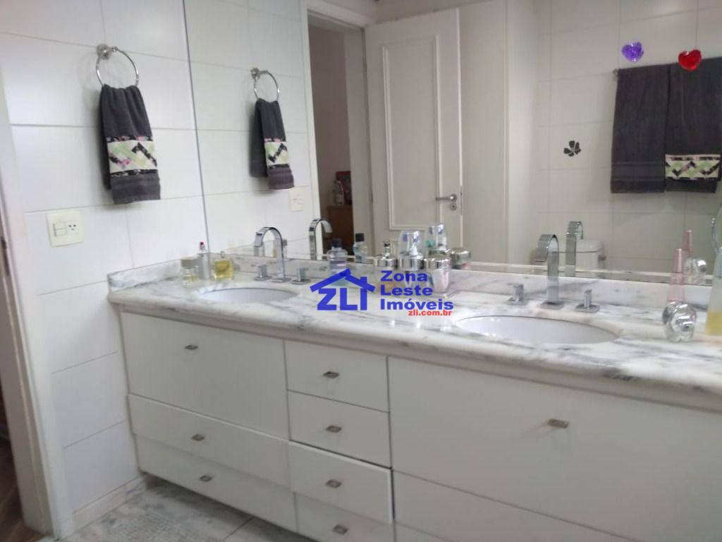 Apartamento à venda com 3 quartos, 151m² - Foto 27