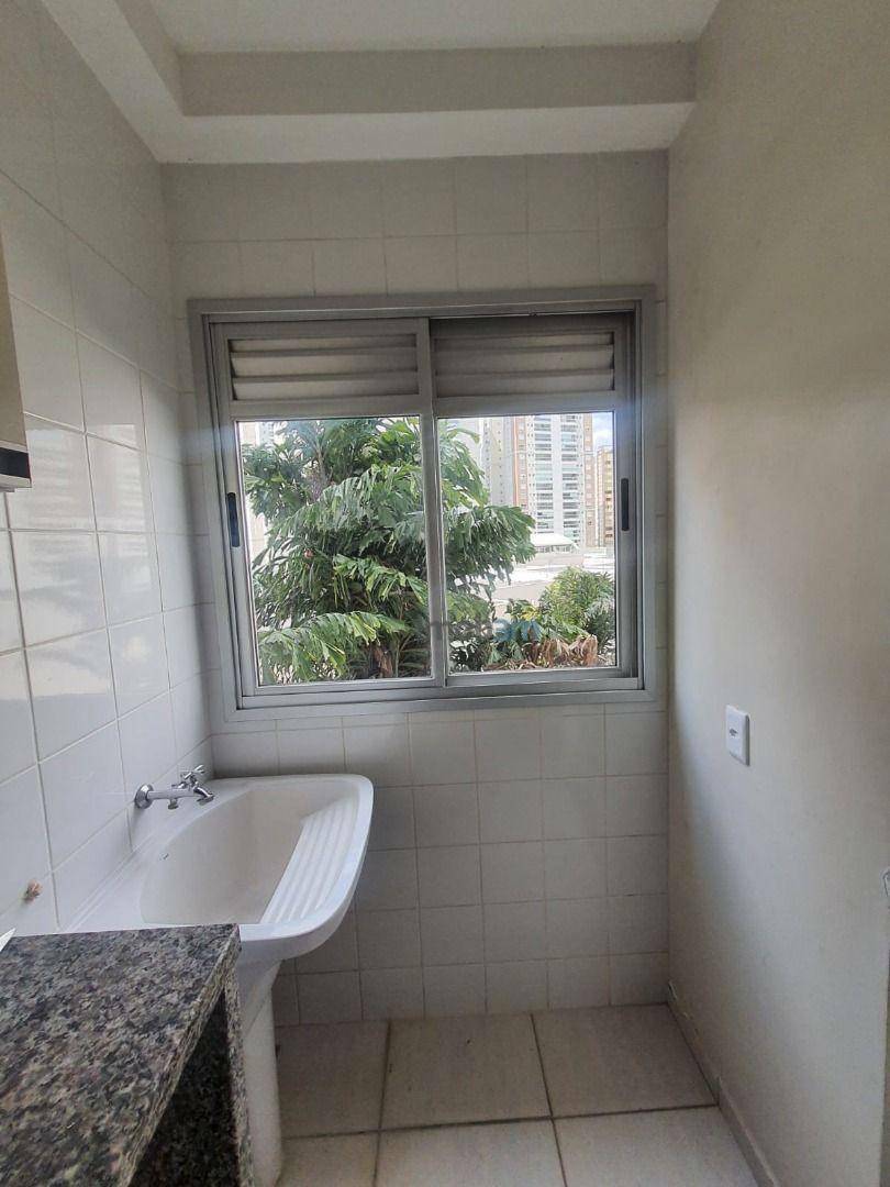 Apartamento à venda e aluguel com 3 quartos, 69m² - Foto 11