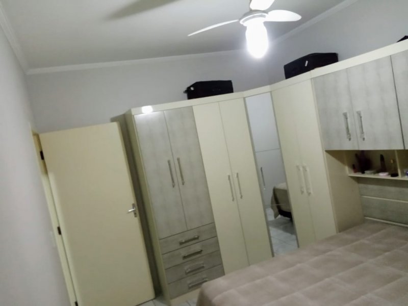 Casa à venda com 2 quartos, 2m² - Foto 16