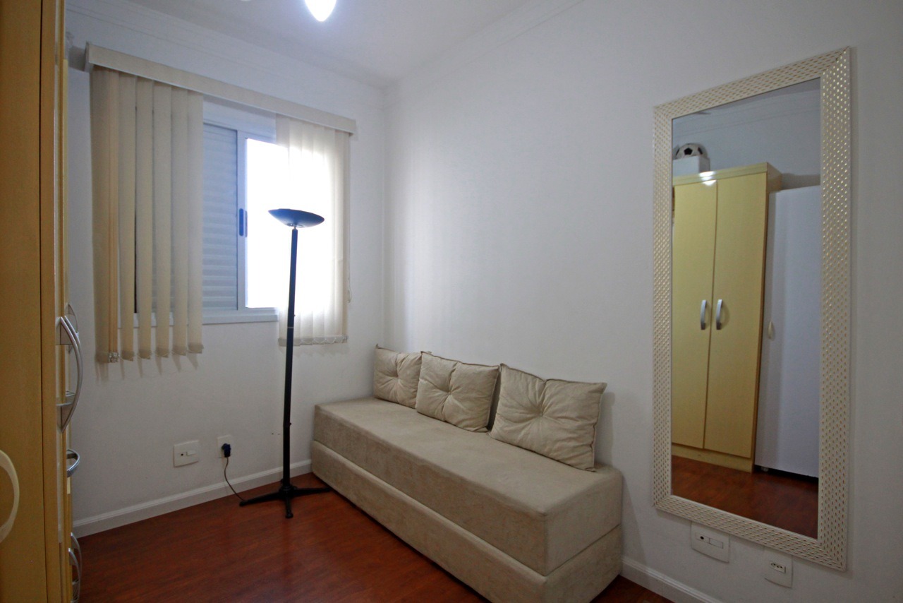 Apartamento à venda com 2 quartos, 70m² - Foto 4