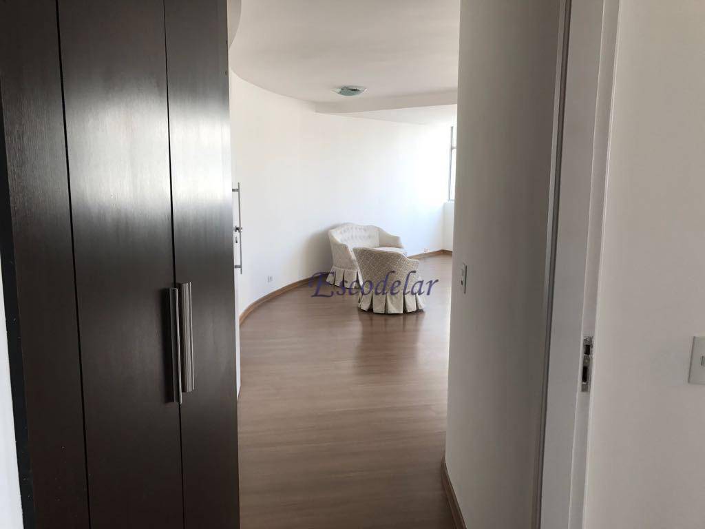 Apartamento à venda com 3 quartos, 180m² - Foto 10