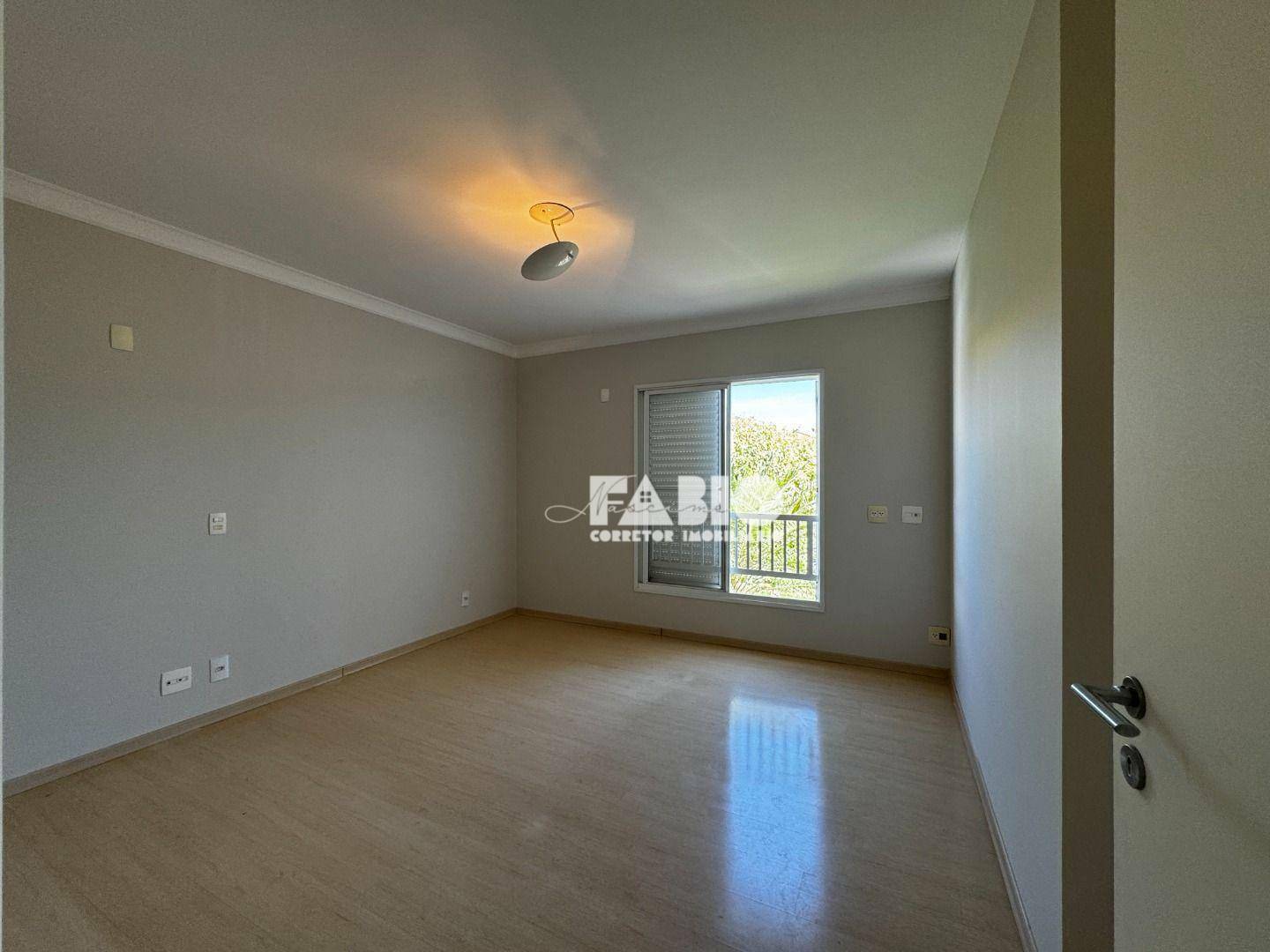 Casa de Condomínio à venda com 4 quartos, 250m² - Foto 32