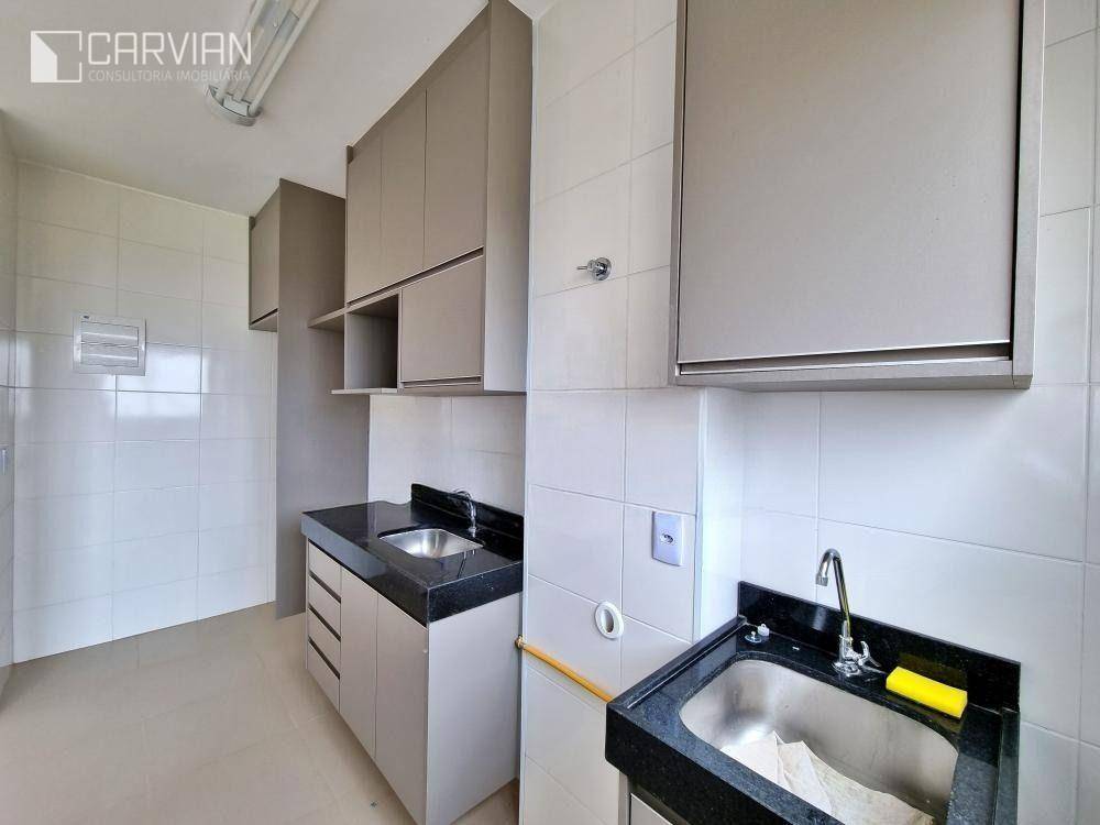 Apartamento à venda com 2 quartos, 48m² - Foto 3