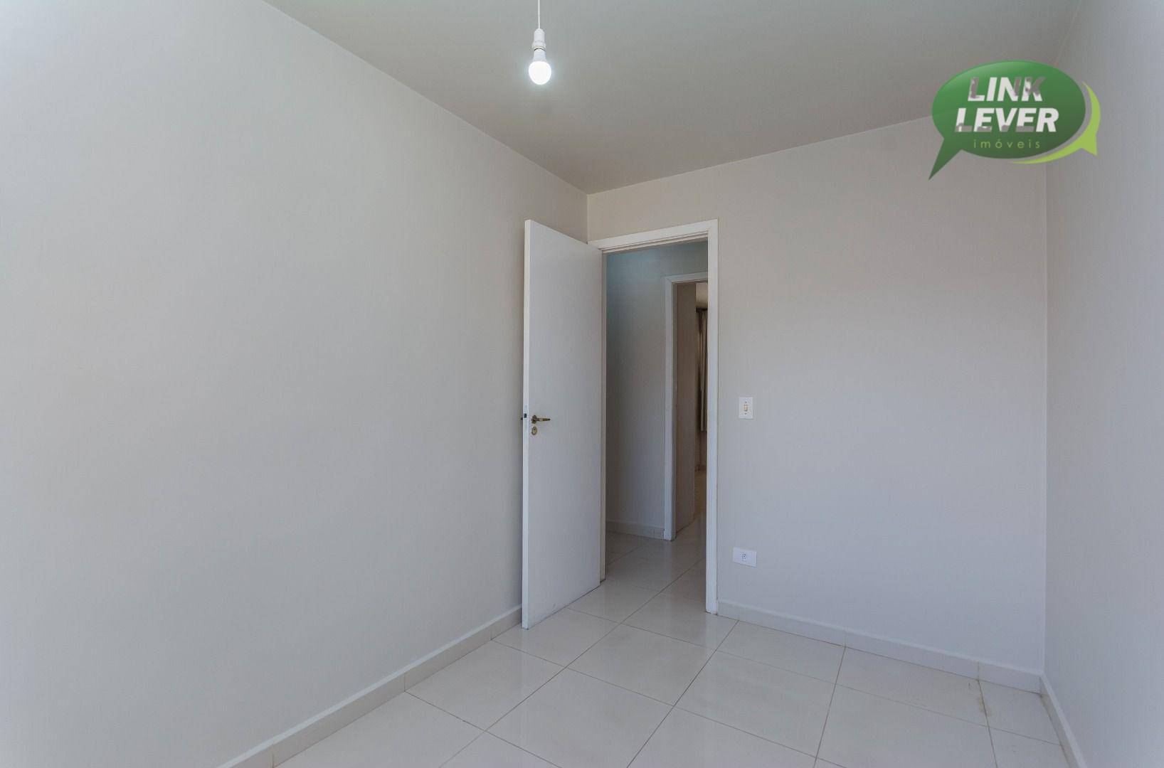 Casa de Condomínio para alugar com 3 quartos, 60m² - Foto 17