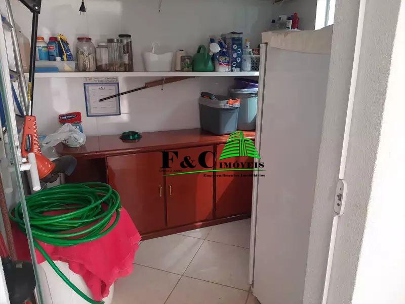 Casa de Condomínio à venda com 4 quartos, 373m² - Foto 16