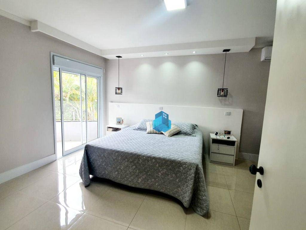 Casa à venda com 3 quartos, 306m² - Foto 15