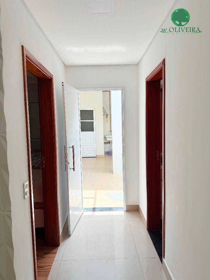 Casa à venda com 2 quartos, 120m² - Foto 13