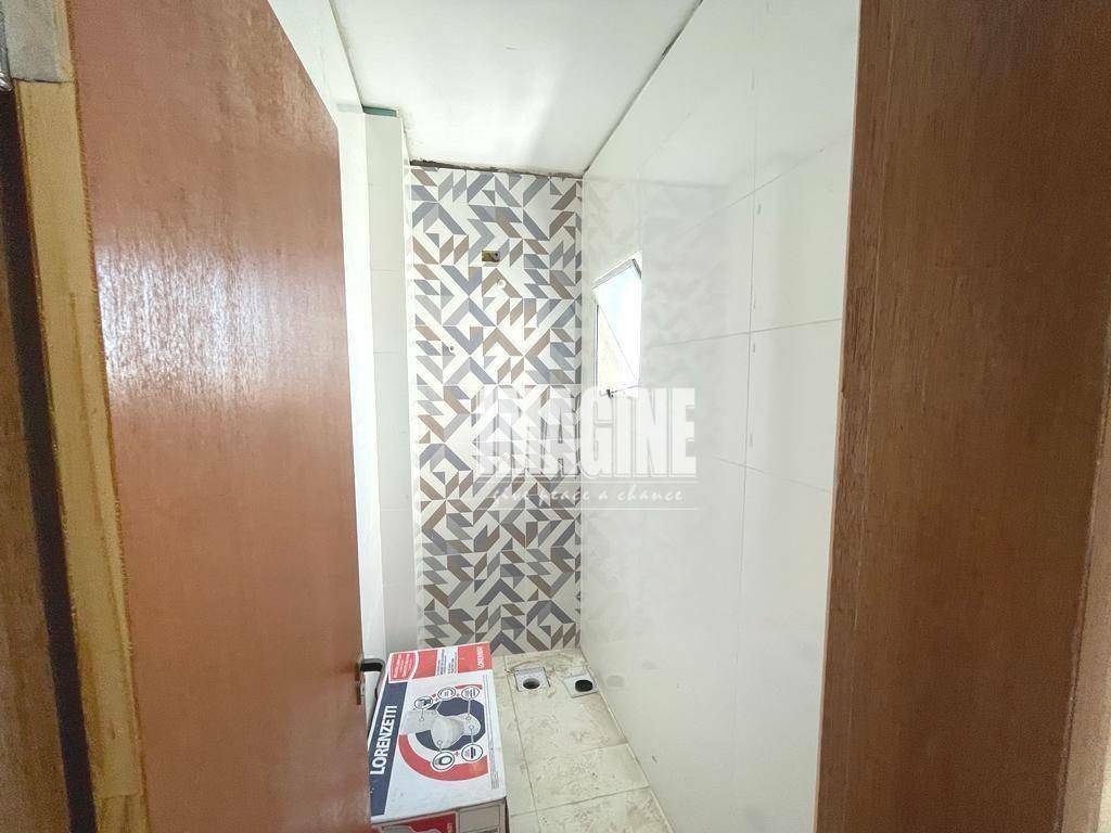 Apartamento à venda com 2 quartos, 40m² - Foto 17