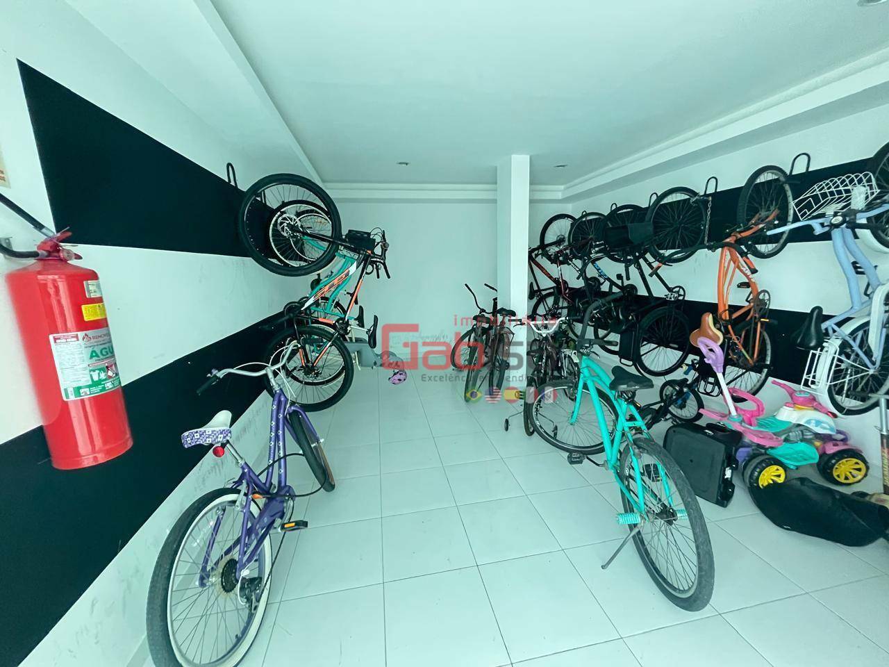 Apartamento à venda com 2 quartos, 95m² - Foto 18