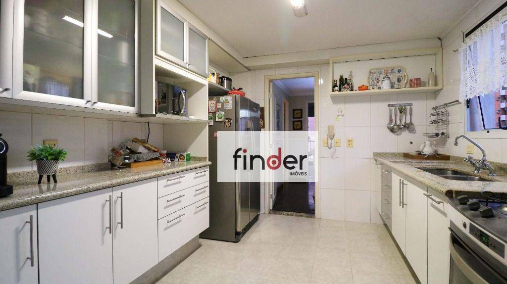 Apartamento à venda com 3 quartos, 225m² - Foto 31