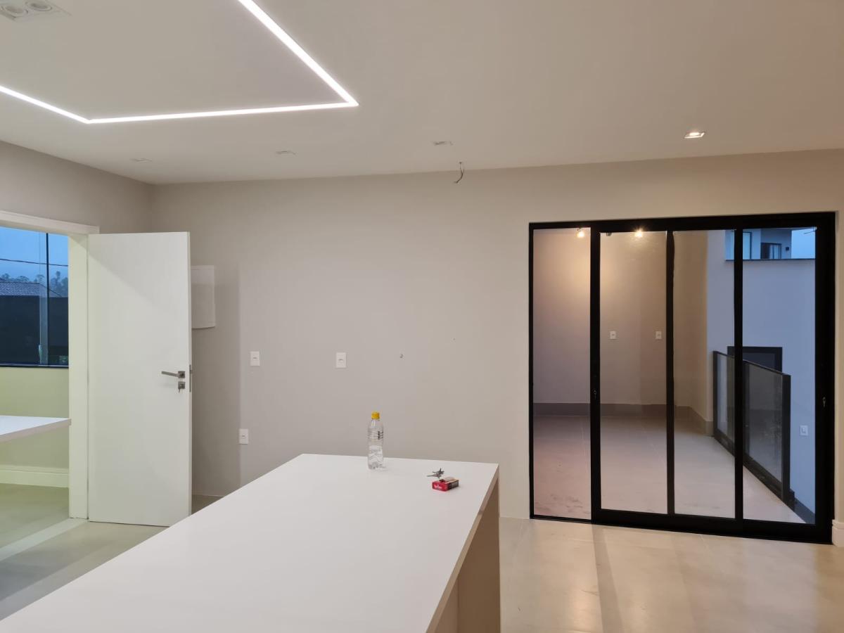 Casa de Condomínio à venda com 5 quartos, 424m² - Foto 13