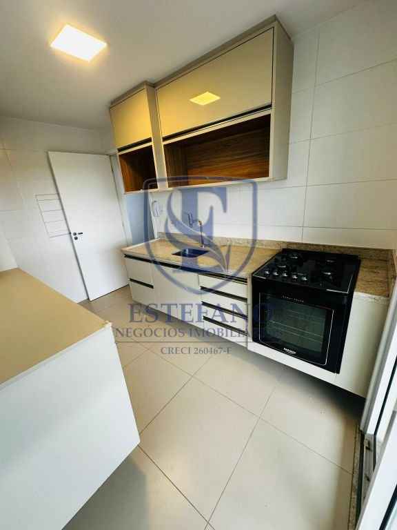 Apartamento para alugar com 3 quartos, 120m² - Foto 2