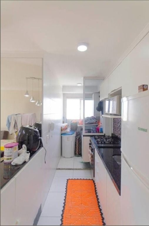 Apartamento à venda com 2 quartos, 40m² - Foto 8