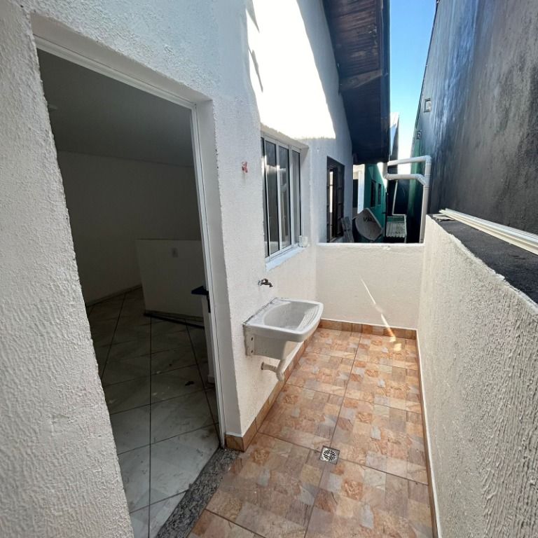 Casa para alugar com 1 quarto, 60m² - Foto 5