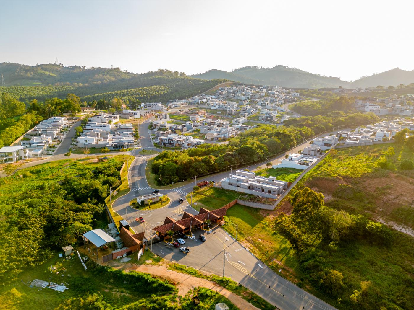 Casa de Condomínio à venda com 3 quartos, 330m² - Foto 6