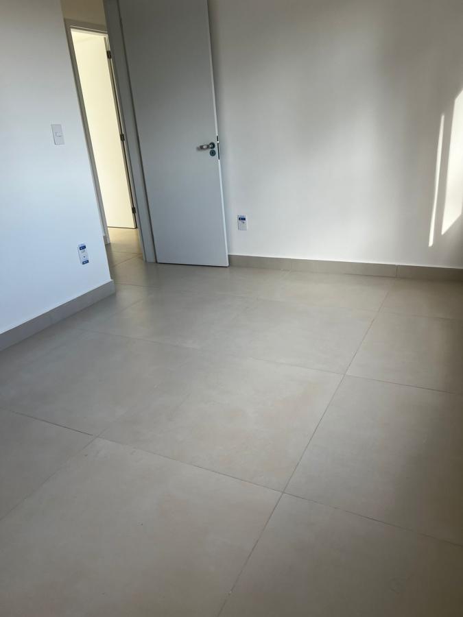 Apartamento à venda com 2 quartos, 60m² - Foto 31