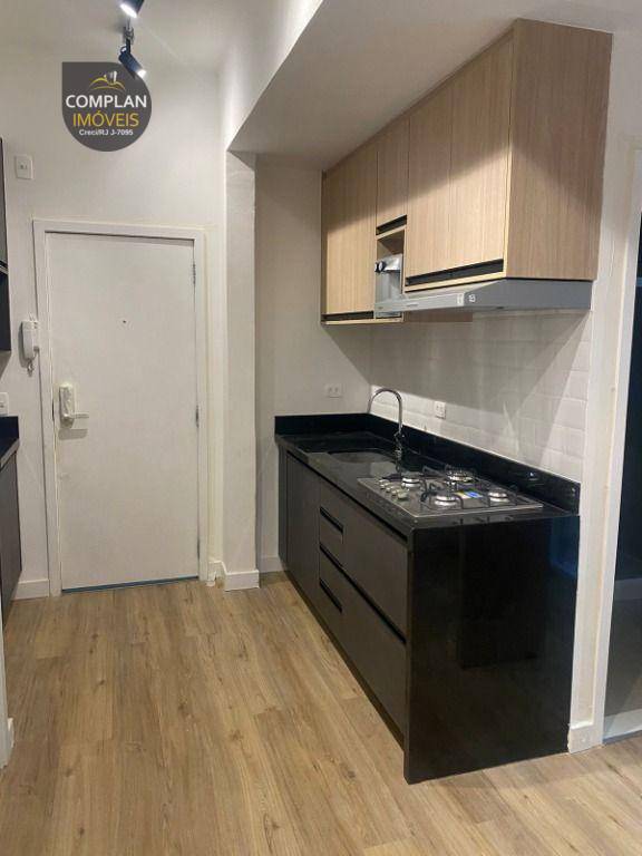 Apartamento para alugar com 1 quarto, 33m² - Foto 12