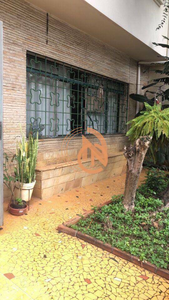 Sobrado à venda e aluguel com 4 quartos, 180m² - Foto 6