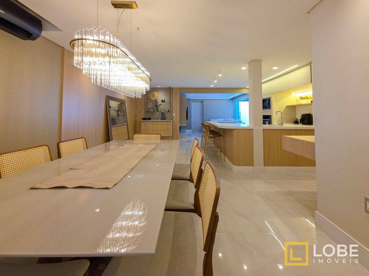 Casa à venda com 3 quartos, 330m² - Foto 9