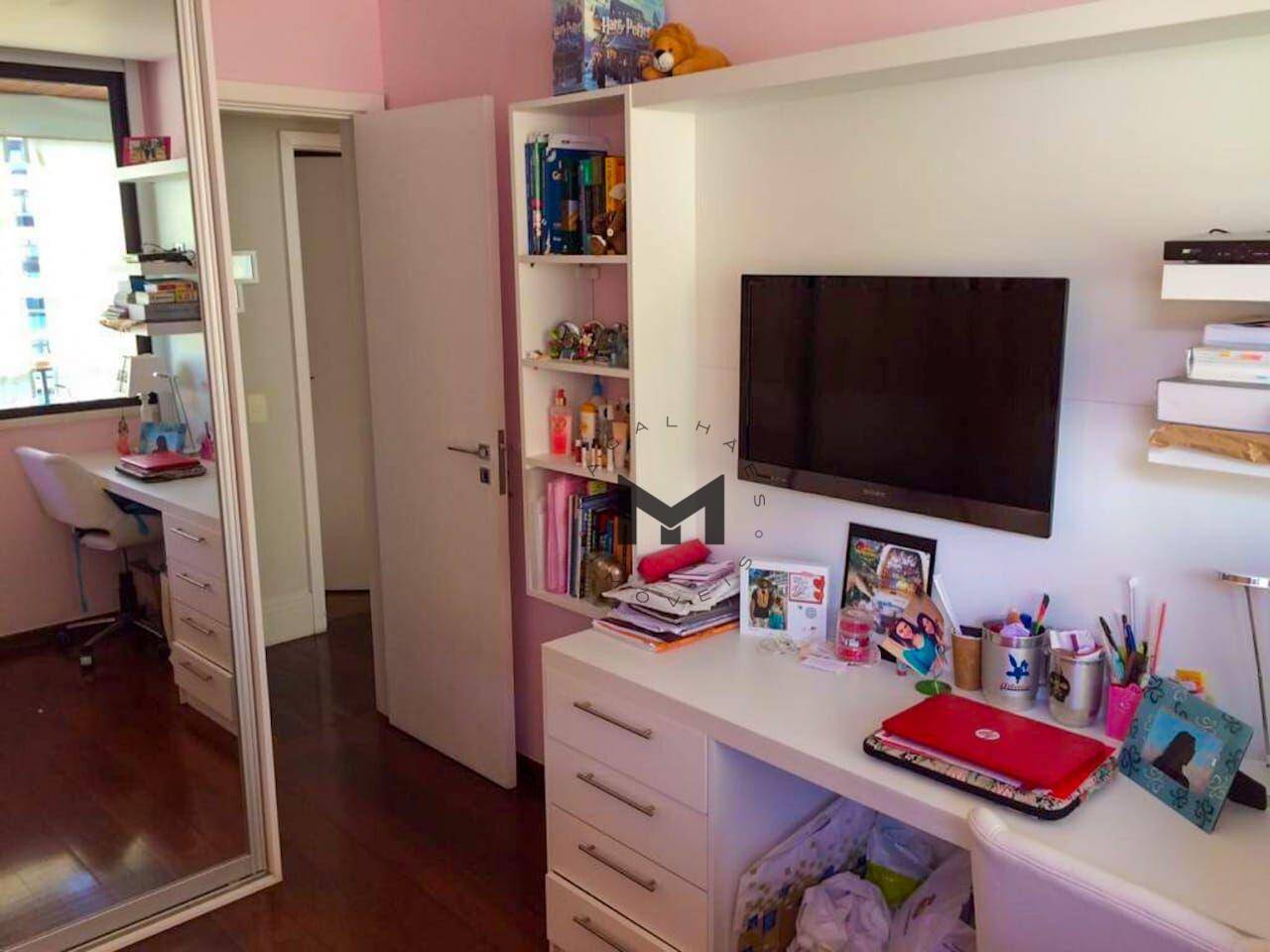 Apartamento à venda com 3 quartos, 140m² - Foto 13