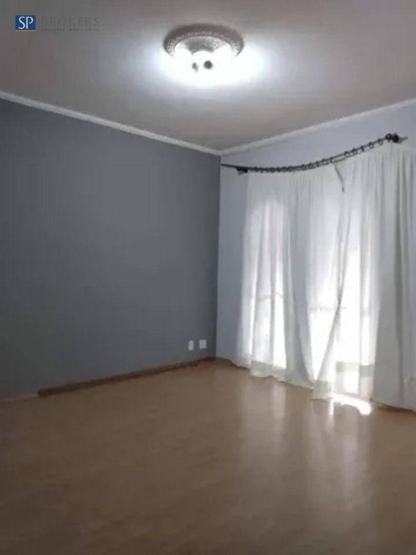 Casa à venda com 4 quartos, 210m² - Foto 14