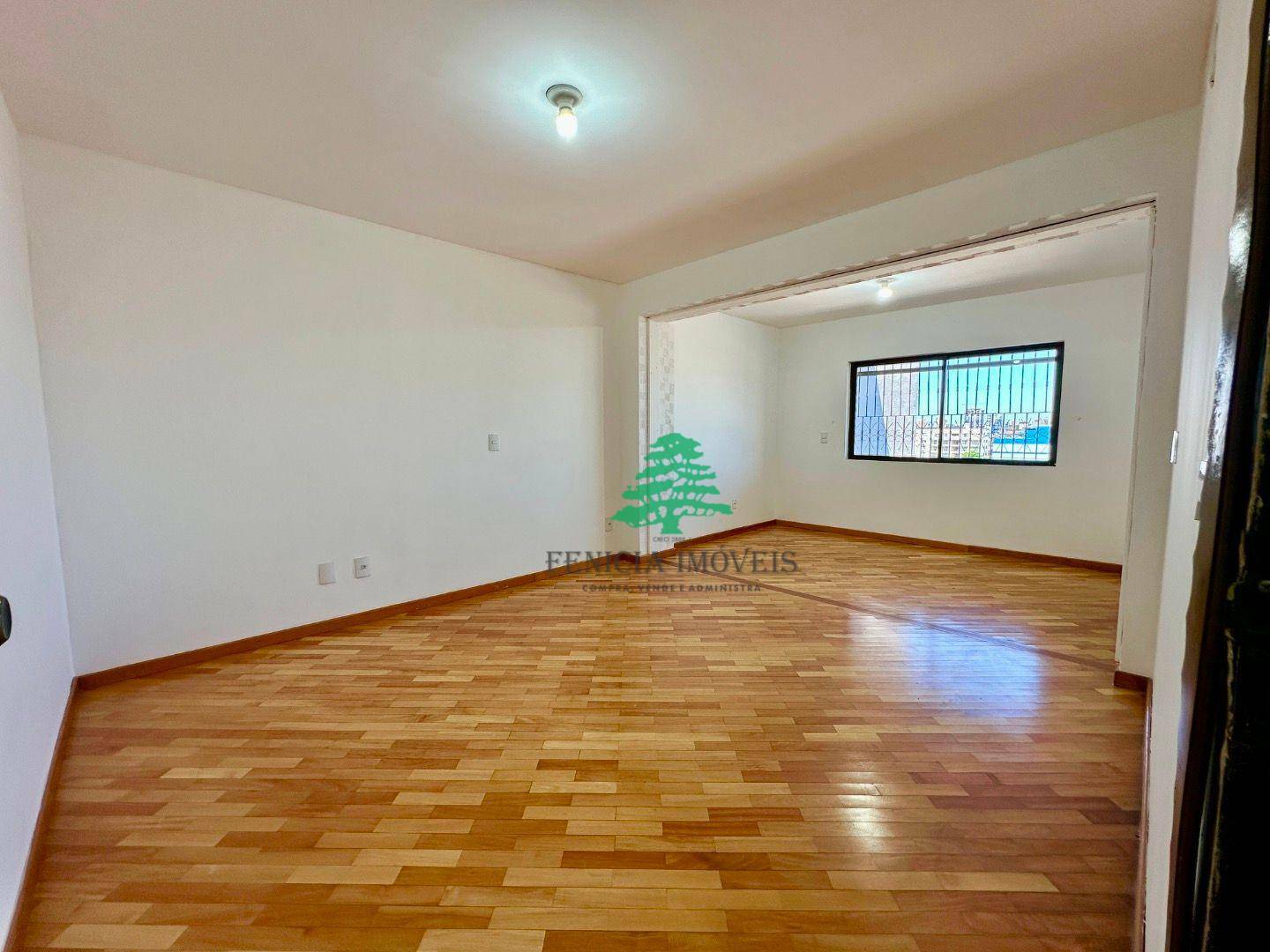 Apartamento para alugar com 3 quartos, 250m² - Foto 33