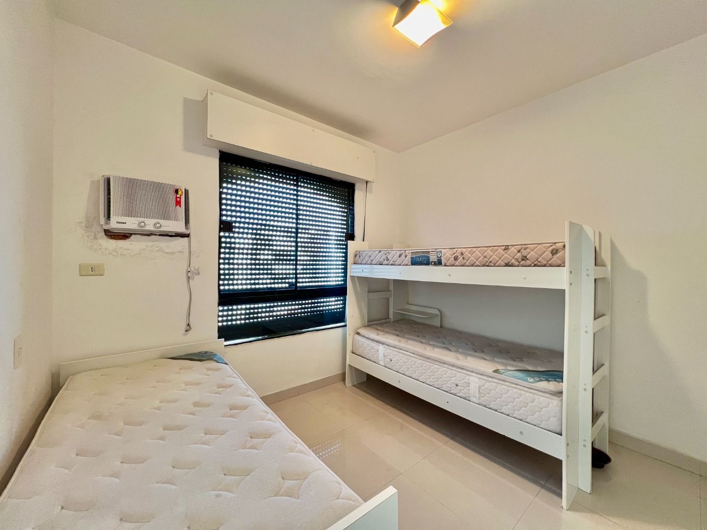 Apartamento à venda com 4 quartos, 200m² - Foto 21