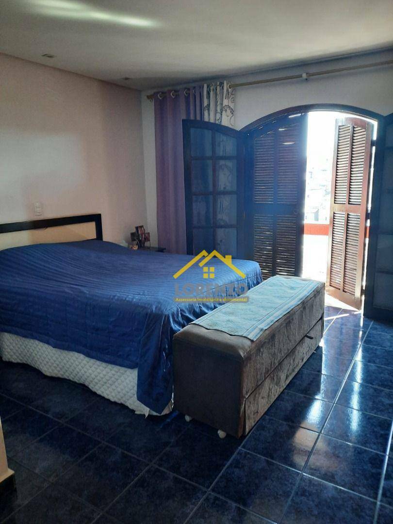 Sobrado à venda com 3 quartos, 220m² - Foto 7