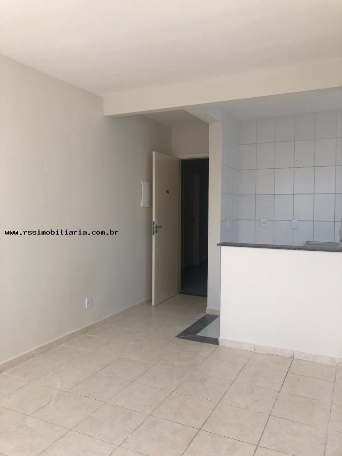 Apartamento à venda com 2 quartos, 43m² - Foto 22