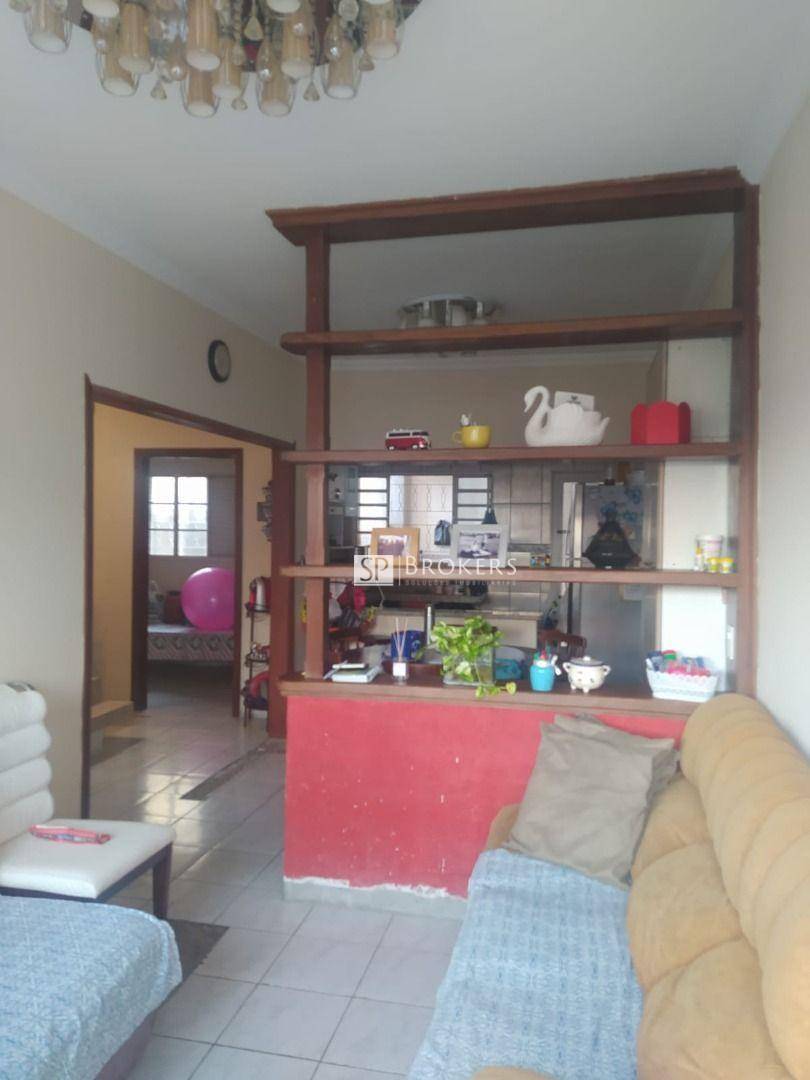 Casa à venda com 5 quartos, 160m² - Foto 1