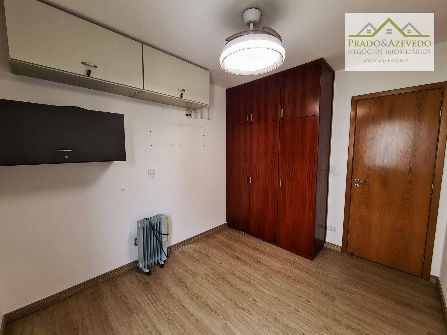 Apartamento para alugar com 3 quartos, 90m² - Foto 8