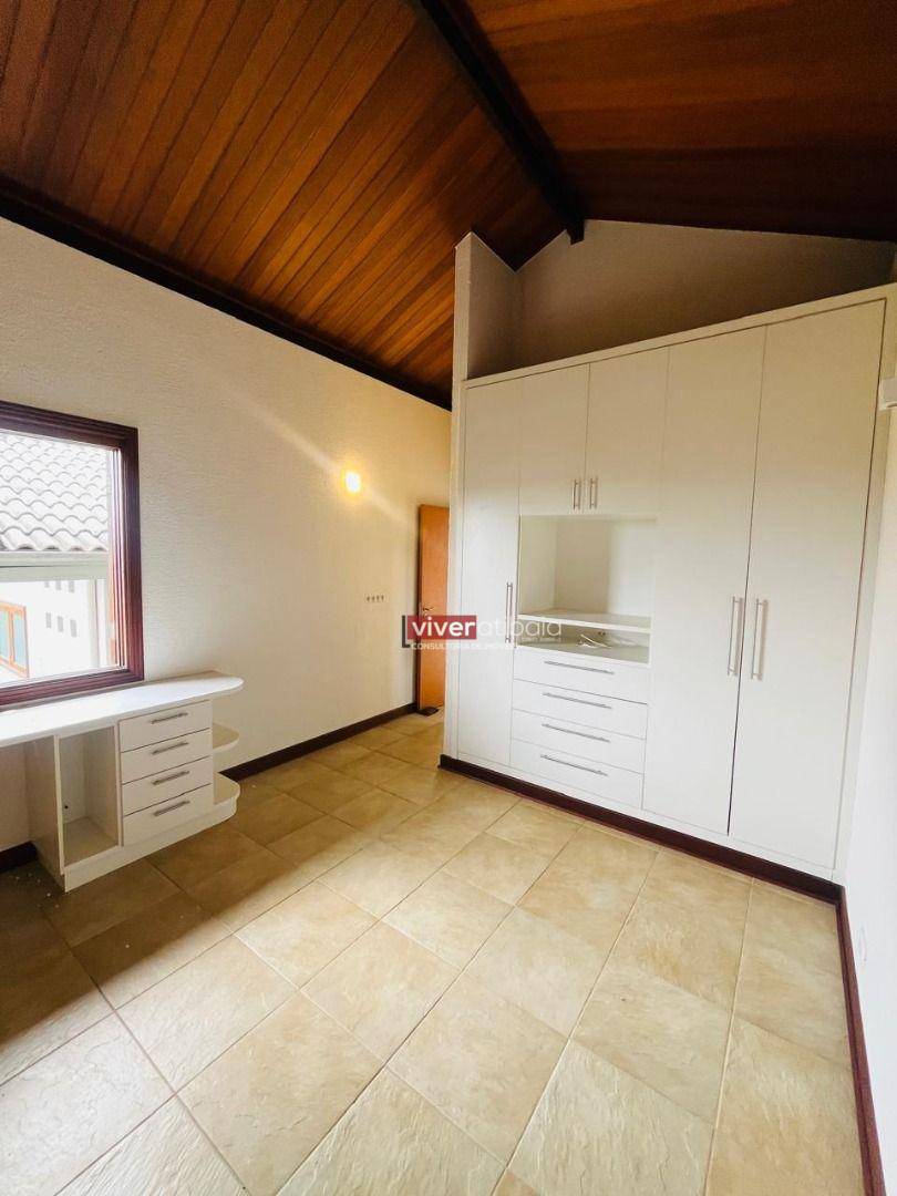 Casa de Condomínio para alugar com 3 quartos, 290m² - Foto 33