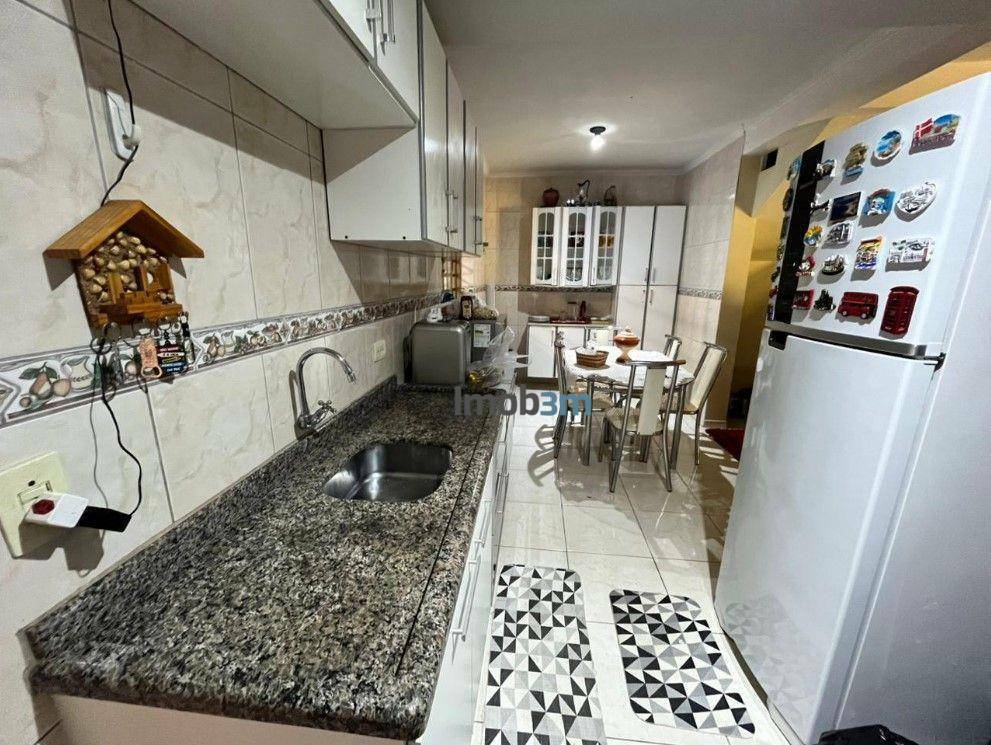 Sobrado para alugar com 3 quartos, 240m² - Foto 17
