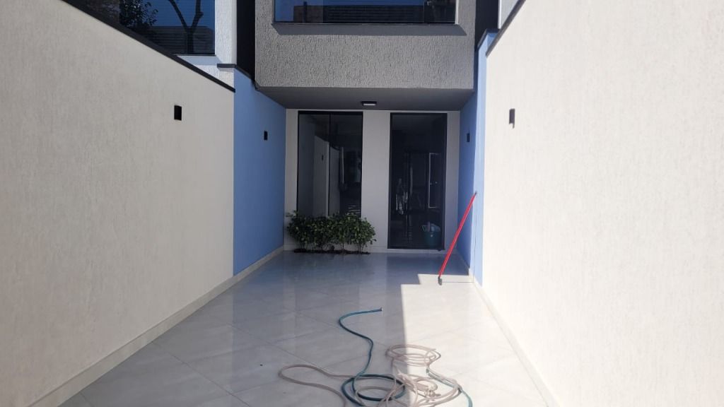 Sobrado à venda com 2 quartos, 90m² - Foto 2