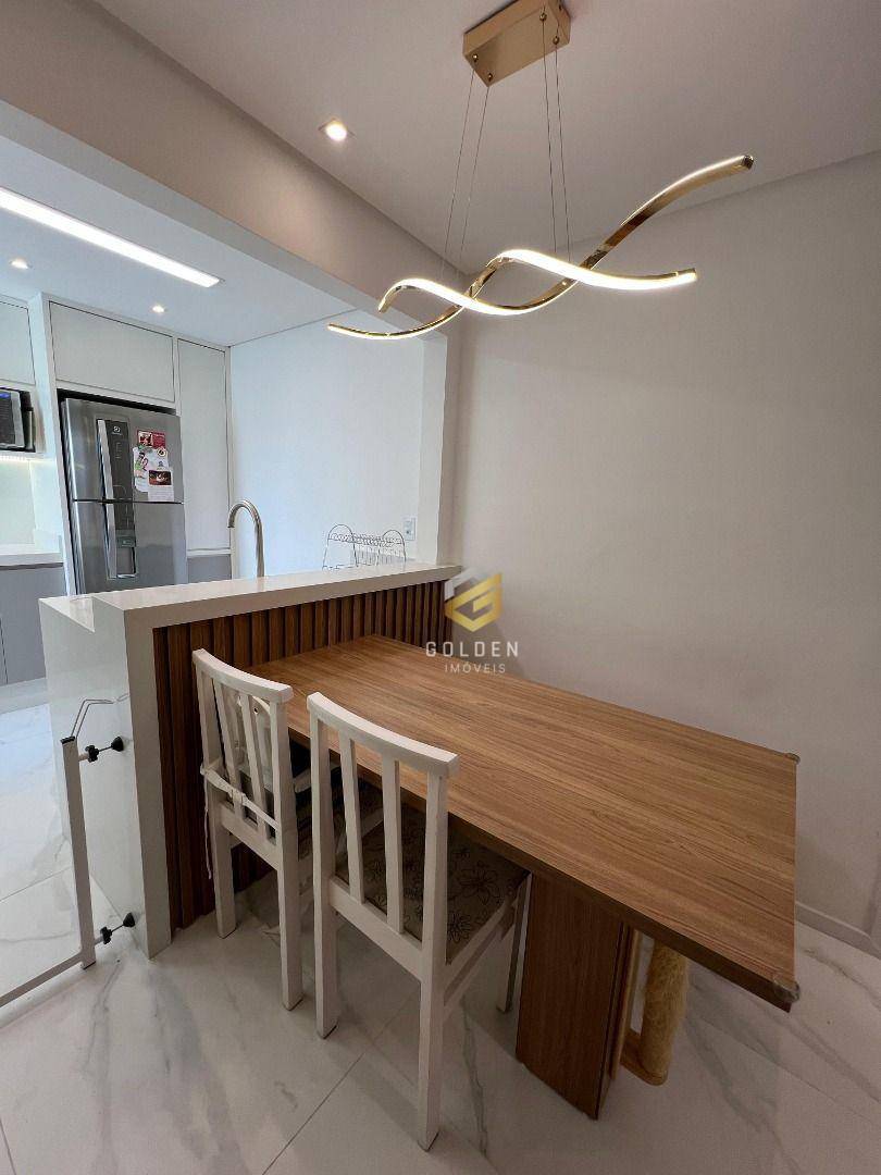 Apartamento à venda com 2 quartos, 45m² - Foto 1