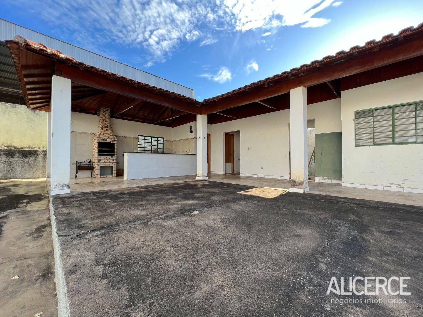 Casa à venda com 3 quartos, 264m² - Foto 36