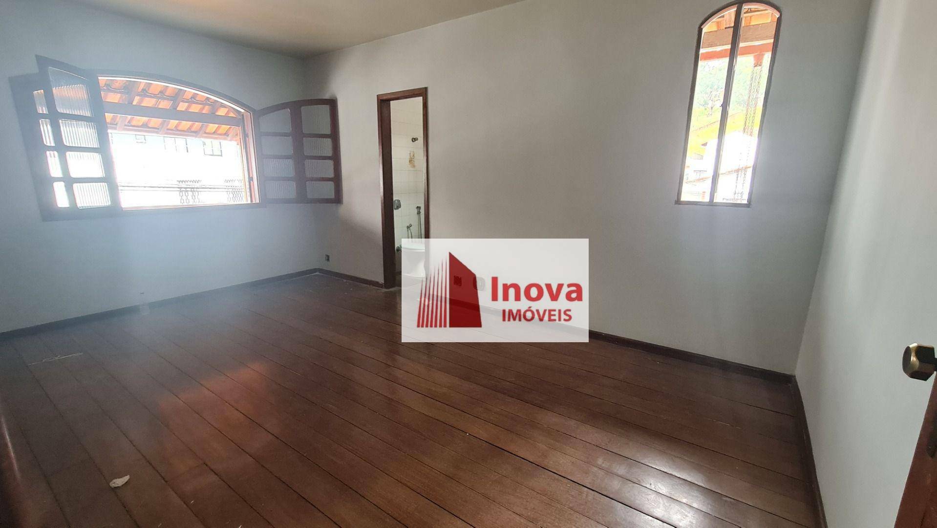 Casa à venda com 6 quartos, 300m² - Foto 31