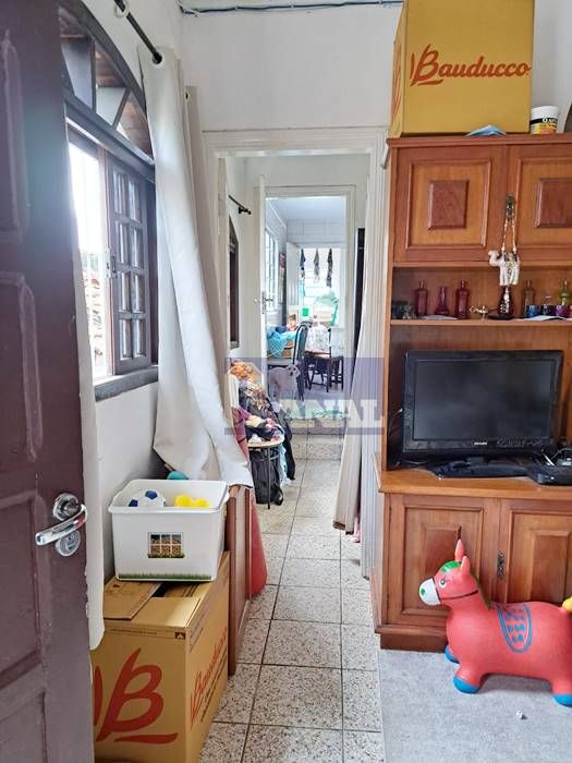 Casa à venda com 3 quartos, 100m² - Foto 3