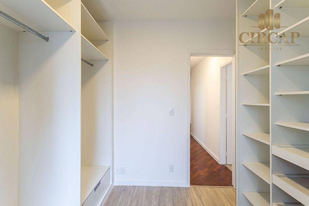 Apartamento à venda com 2 quartos, 79m² - Foto 20