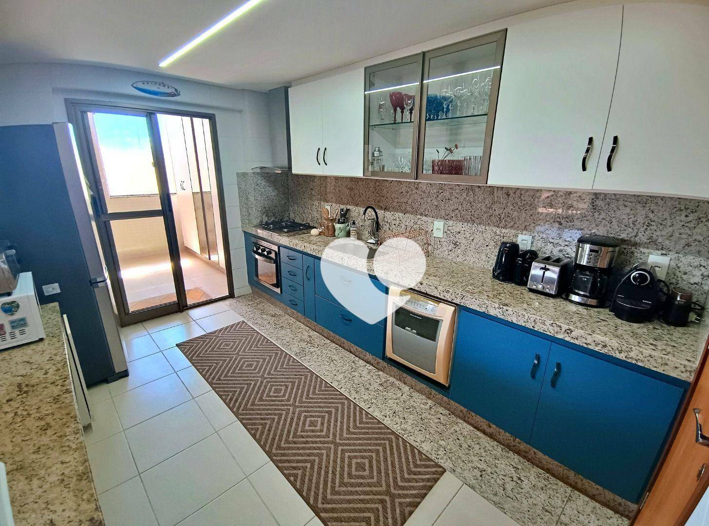 Apartamento à venda com 4 quartos, 191m² - Foto 38