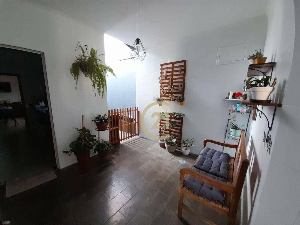 Casa, 5 quartos, 208 m² - Foto 7