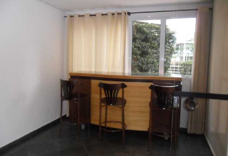 Apartamento à venda com 3 quartos, 96m² - Foto 2