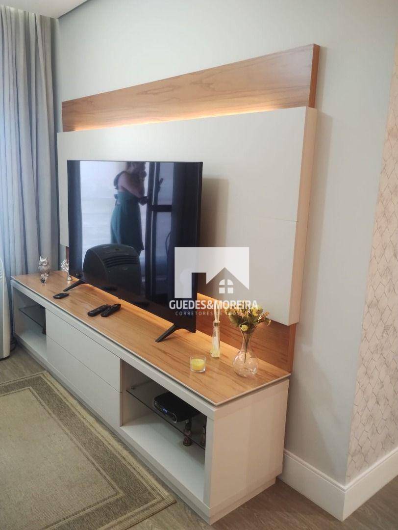 Apartamento à venda com 3 quartos, 94m² - Foto 4