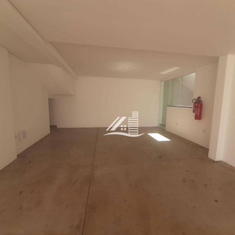 Sobrado à venda com 3 quartos, 304m² - Foto 49