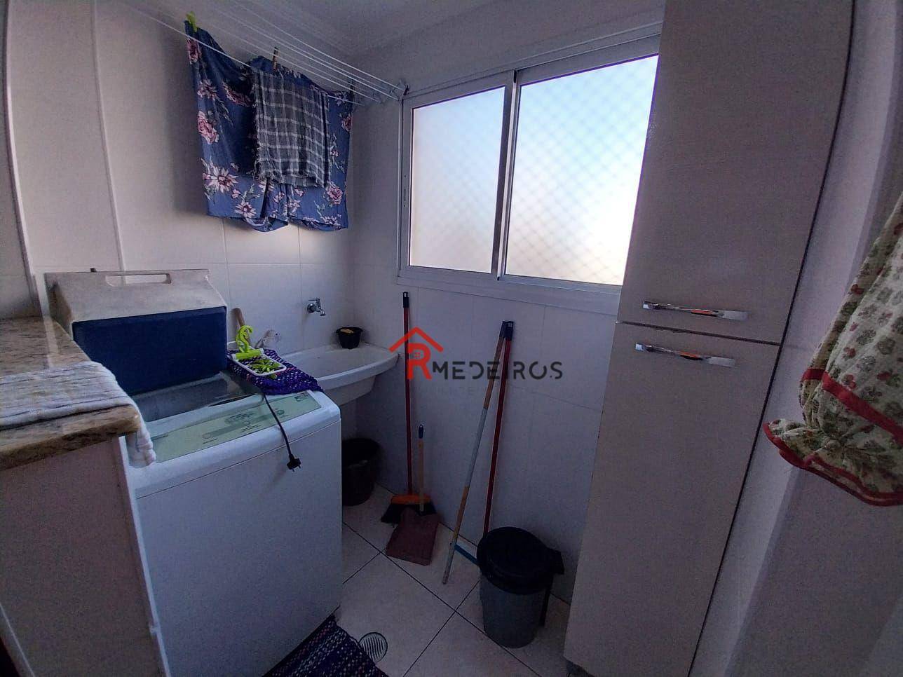 Apartamento à venda com 2 quartos, 75m² - Foto 12